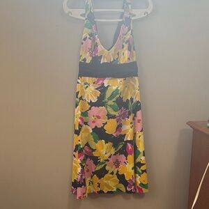 B. Smart Vibrant Floral Backless Dress - Black, Yellow, Pink